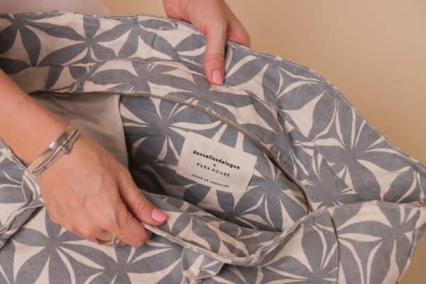 Bolso Ananda Devi Gris - Imagen 6