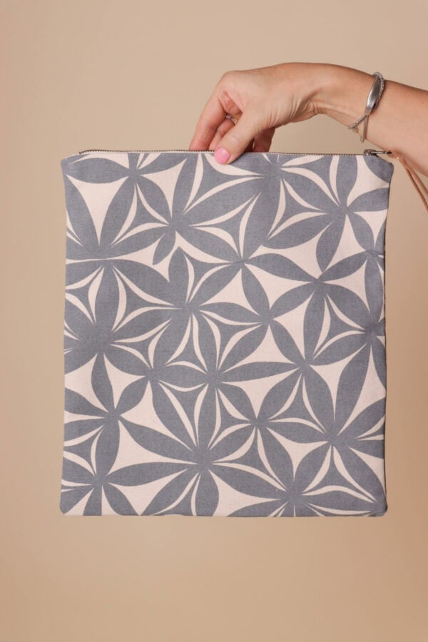 Clutch Ananda Devi Gris - Imagen 4